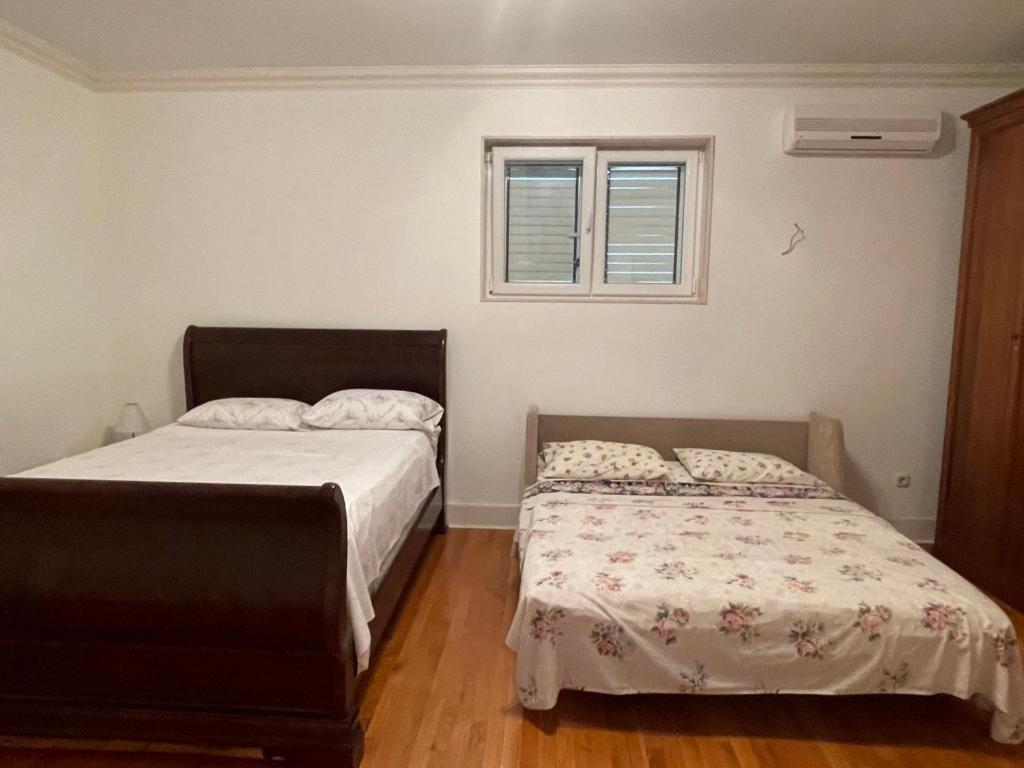 Apartments Lozina On The Beach โอมิช ภายนอก รูปภาพ